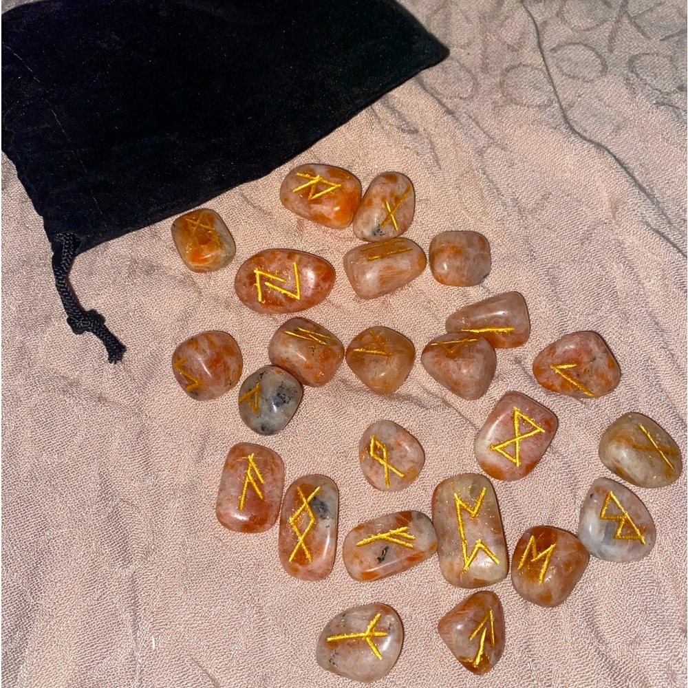 24pc sunstone runes